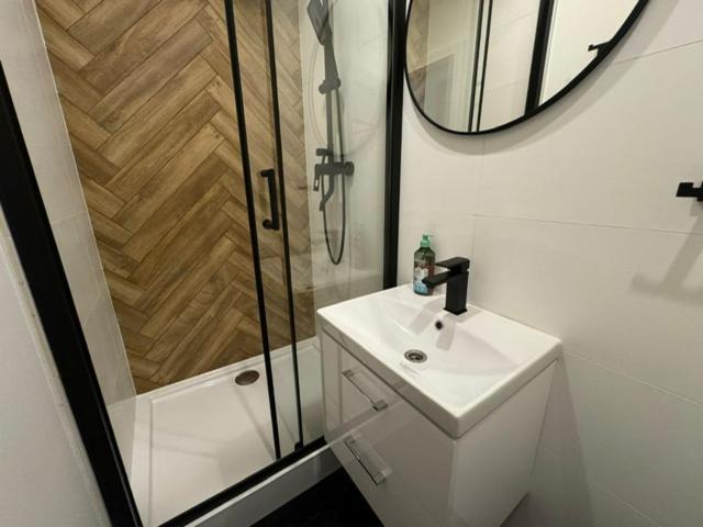 Central Newest Studio Bastova Košice Esterno foto